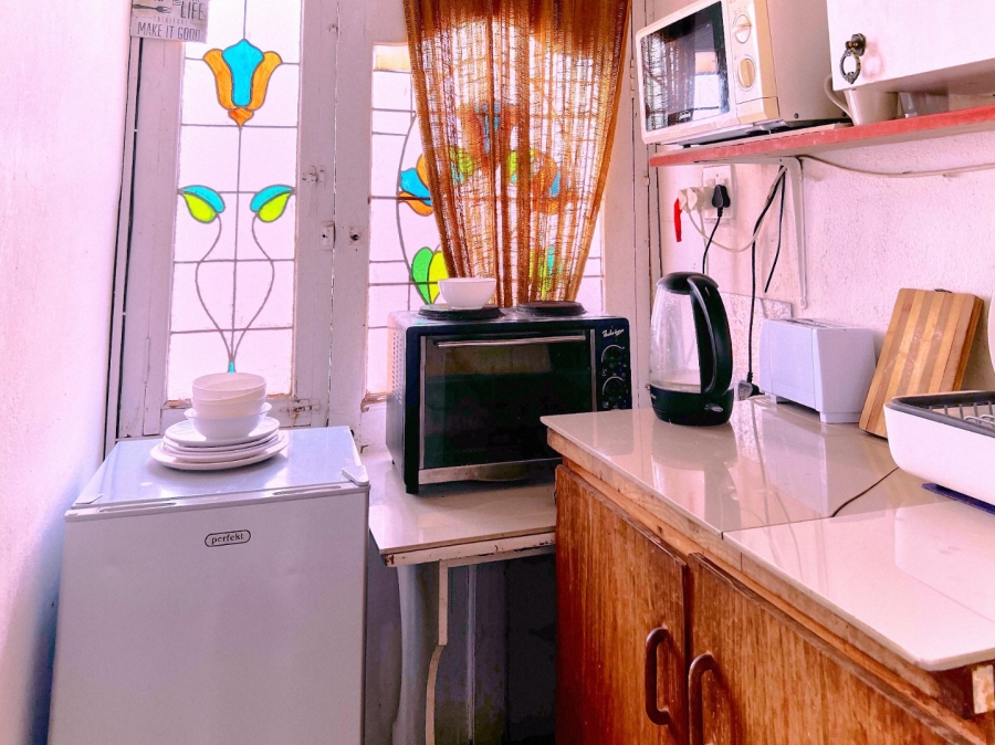 To Let 1 Bedroom Property for Rent in Green Point Western Cape
